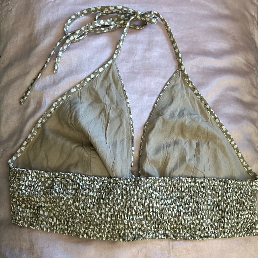 Top - Picture 2 of 4